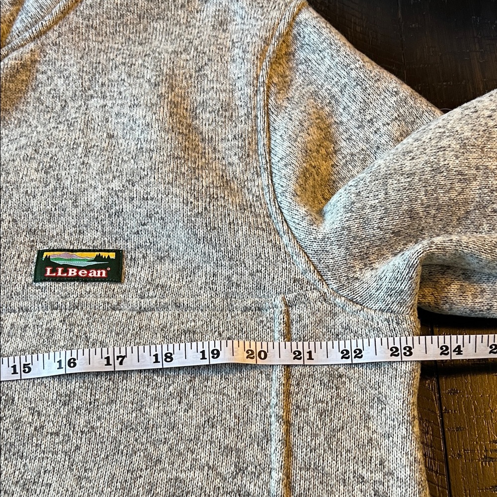 L.L. Bean Men's Light Gray Zip-Up Sweater Fleece Pullover L EUC Outdoor Hiking - Picture 5 of 7